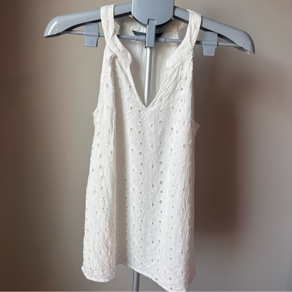 Market & Spruce White Eyelet Halter Top M | Bridal Shower Bachelorette - Picture 4 of 10